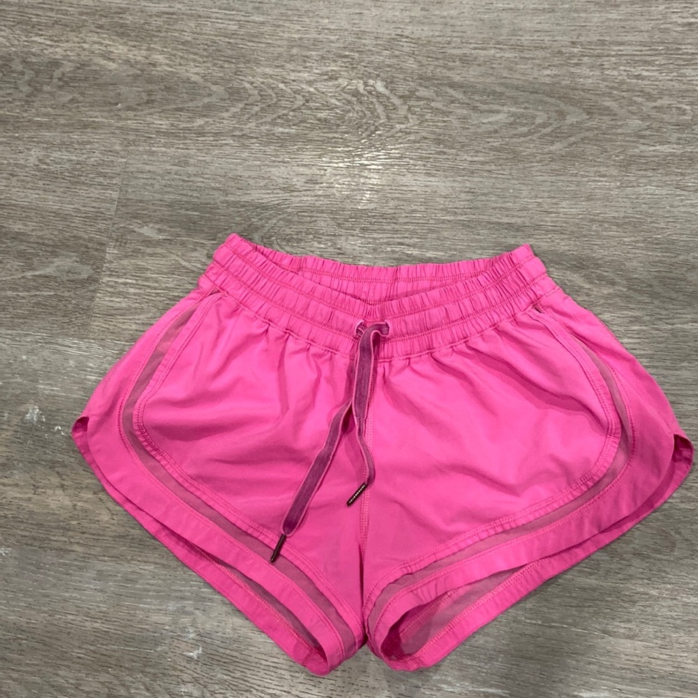 Lululemon shorts size 6  color pink